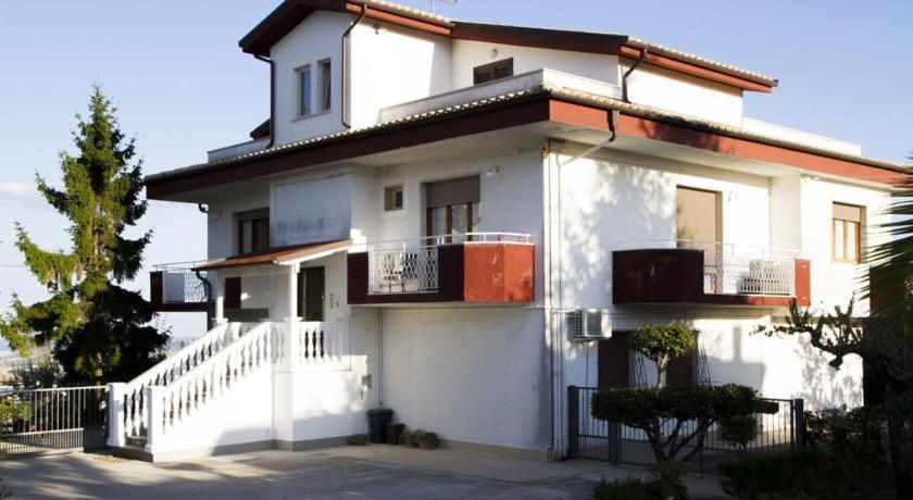 A Casa Di Gio' Panzió Atri Kültér fotó